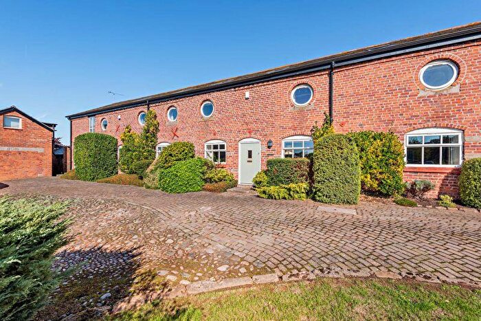 4 Bedroom Barn Conversion For Sale In Platts Lane, Nr Tarvin, Chester., CH3