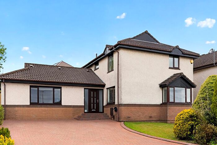 5 Bedroom Detached House For Sale In Wrightlands Crescent, Erskine, PA8
