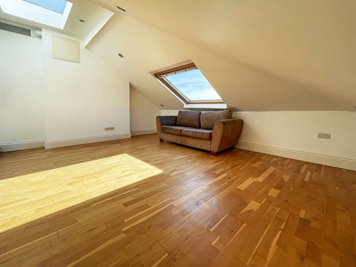 1 Bedroom Studio To Rent In Fordwych Road, West Hampstead, NW2