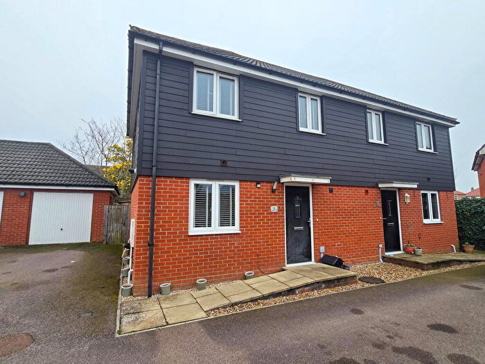 2 Bedroom Semi-Detached House For Sale In Eldon Court, Attleborough, NR17