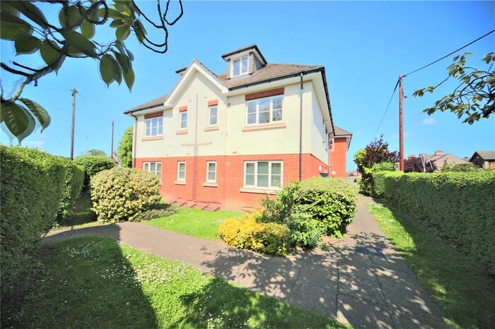 1 Bedroom Flat To Rent In Corringham Road, Stanford-Le-Hope, Essex, SS17