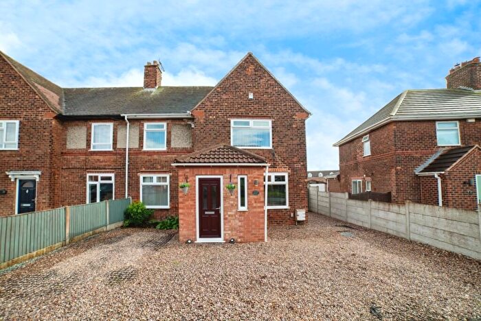 3 Bedroom Semi Detached House For Sale In The Crescent, Blidworth, Mansfield, NG21
