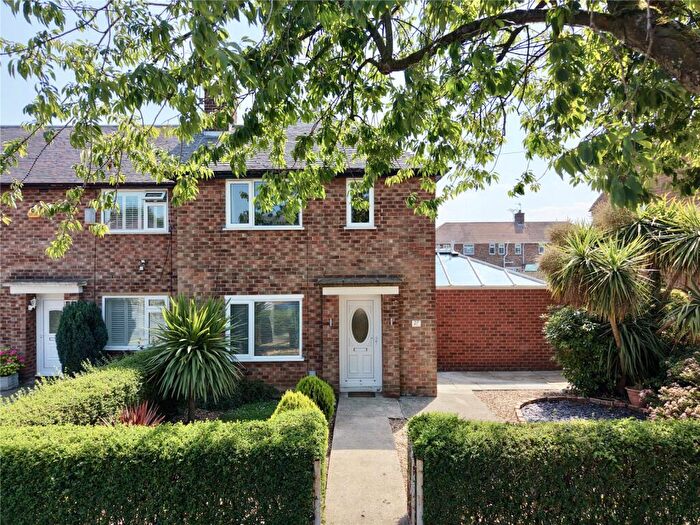 2 Bedroom End Of Terrace House For Sale In Sandridge Road, Pensby, Wirral, CH61