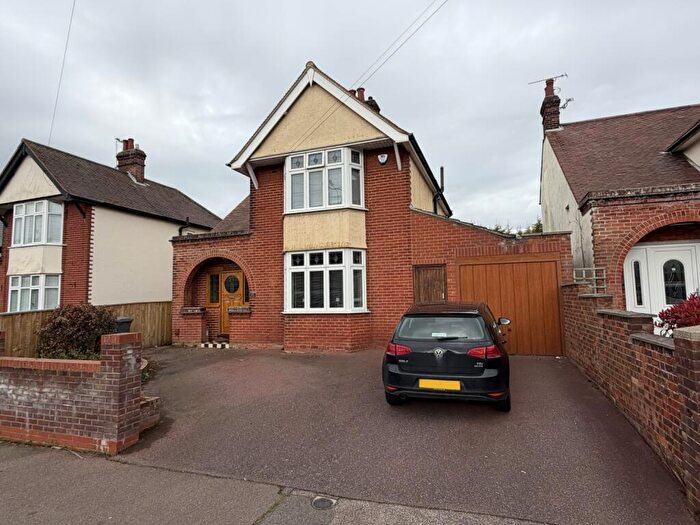 3 Bedroom Detached House For Sale In Garrison Lane, Felixstowe, IP11
