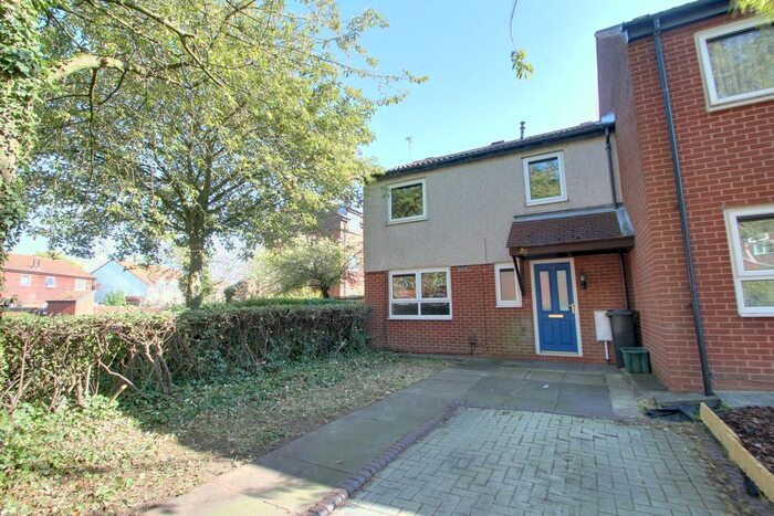 3 Bedroom Terraced House To Rent In Amadis Road, Leicester, LE4