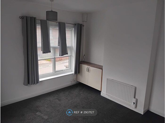 1 Bedroom Flat To Rent In Sandiacre, Nottingham, NG10