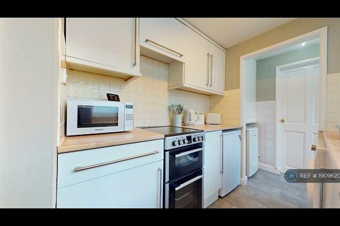 3 Bedroom Terraced House To Rent In Renshaw Street, Northwich, CW9