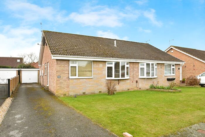 2 Bedroom Bungalow For Sale In Sherwood Drive, Harrogate, North Yorkshire, HG2