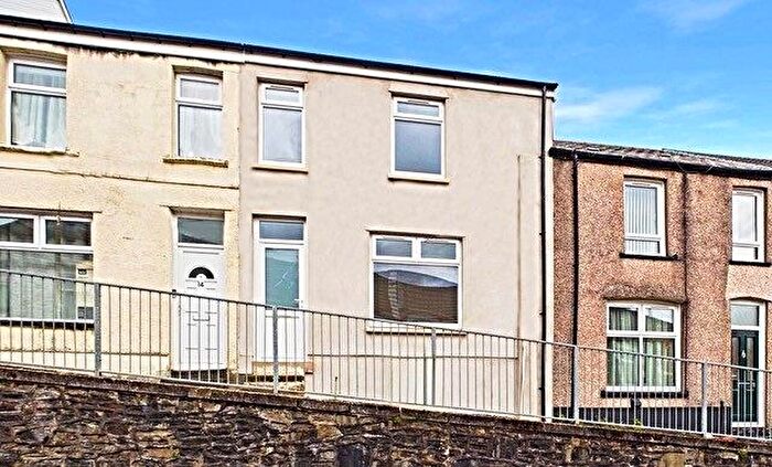 3 Bedroom Terraced House For Sale In Heath Crescent, Graigwen, Pontypridd, CF37