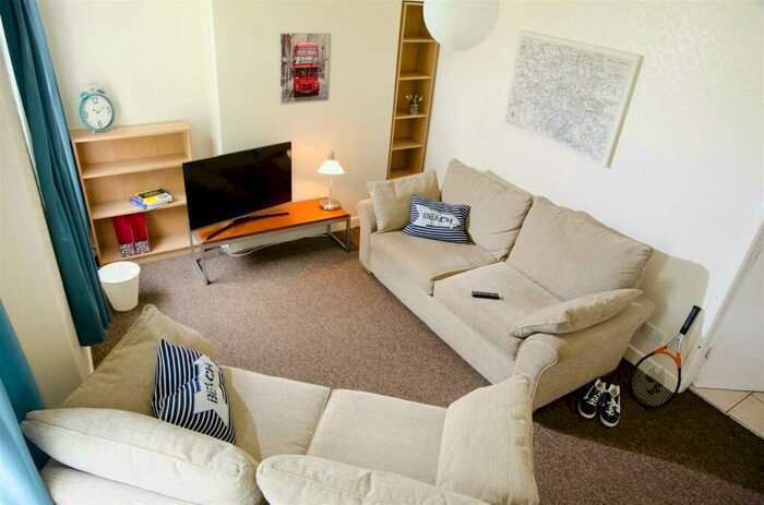 4 Bedroom Private Hall To Rent In Kenilworth Place, Lancaster, LA1