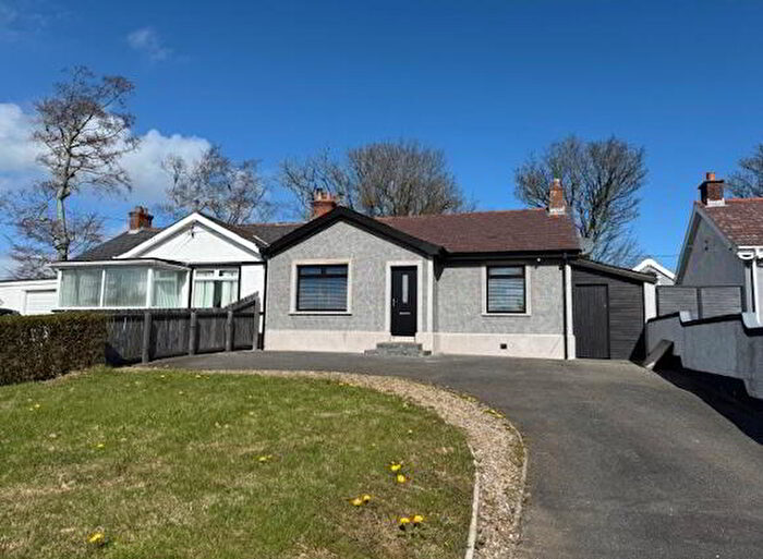 1 Bedroom Semi-detached Bungalows For Sale In Belfast Road, Whitehead, BT38