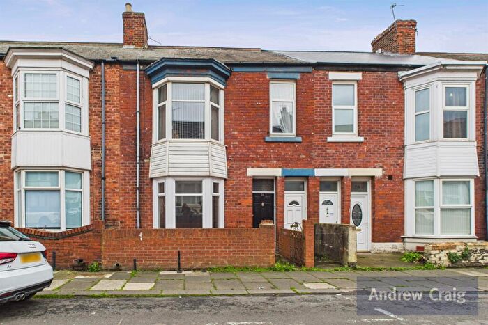 2 Bedroom Flat For Sale In Julian Street, South Shields, NE33