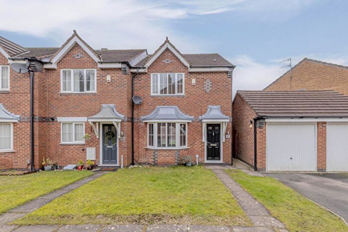 3 Bedroom Semi-Detached House To Rent In Charolais Crescent, Stoke On Trent, ST3