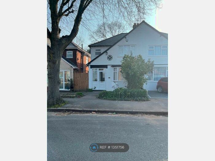3 Bedroom Semi-Detached House To Rent In Balmoral Road, Erdington, Birmingham, B23