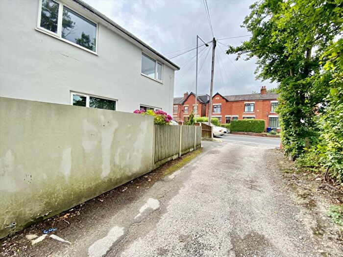 1 Bedroom Flat To Rent In Castle Fold, Penwortham, Preston, PR1