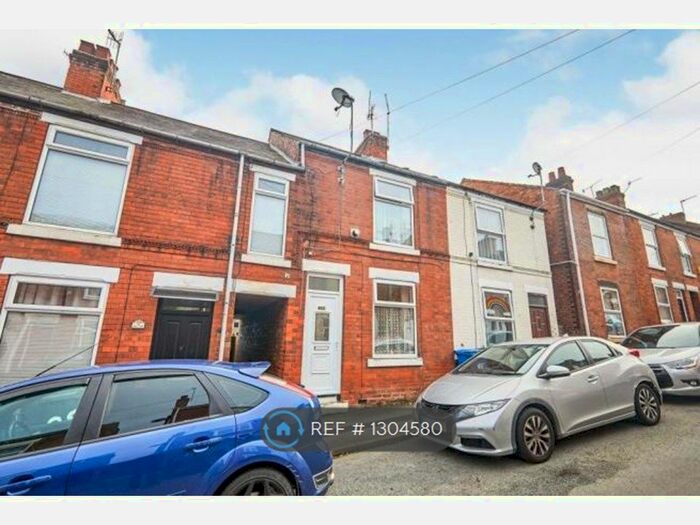 2 Bedroom Terraced House To Rent In Shirland Street, Chesterfield S41