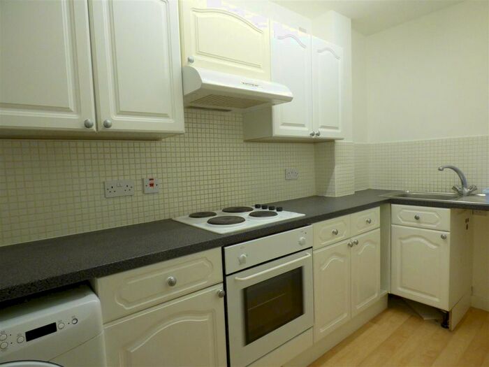 2 Bedroom Flat To Rent In Chapel Street, Measham, Swadlincote, DE12