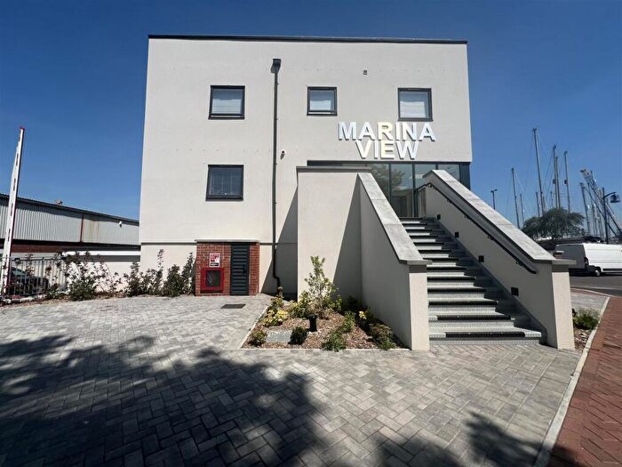 2 Bedroom Apartment To Rent In Mumby Road, Gosport, PO12