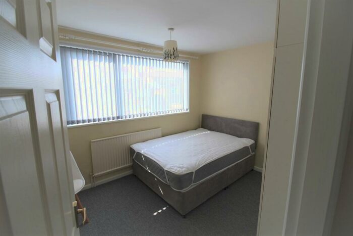 4 Bedroom Detached House To Rent In Blackthorn Close, Canley, Coventry, CV4