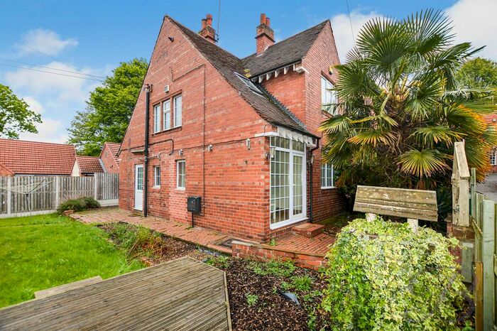 2 Bedroom Semi-Detached House To Rent In Debdale Gate, Mansfield Woodhouse, Mansfield, NG19