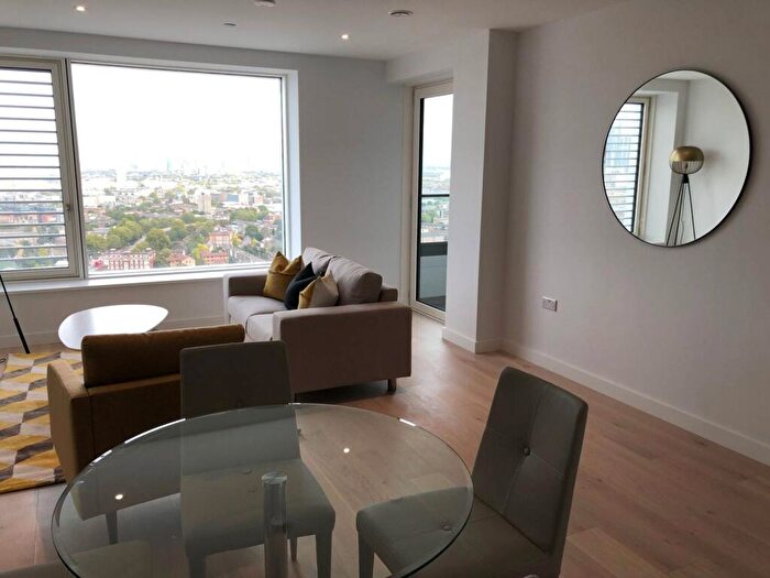 1 Bedroom Flat To Rent In Deacon Street, Southwark, London, SE17