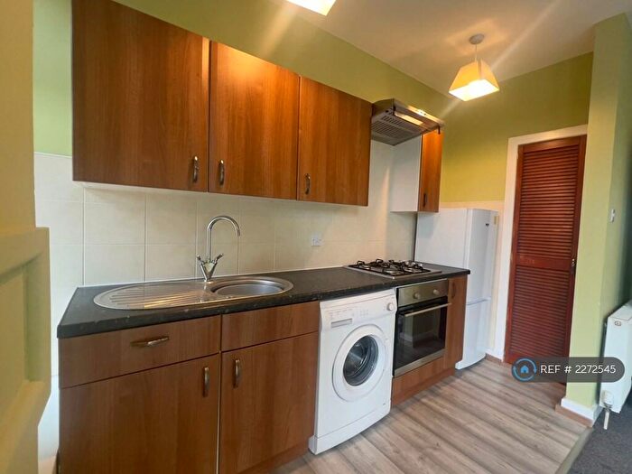 1 Bedroom Flat To Rent In Dumbarton Road, Clydebank, G81