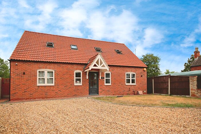 4 Bedroom Detached House For Sale In Padmoor Lane, Upton, DN21