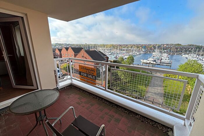 2 Bedroom Flat For Sale In Commissioners Wharf, Royal Quays, North Shields, NE29