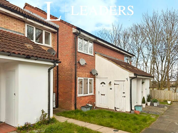 1 Bedroom Flat To Rent In Markwell Wood, CM19