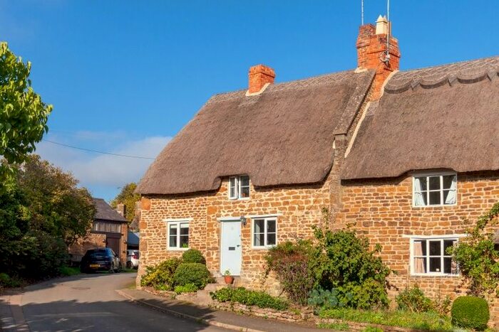 2 Bedroom Cottage To Rent In West Street, Shutford, Banbury, OX15