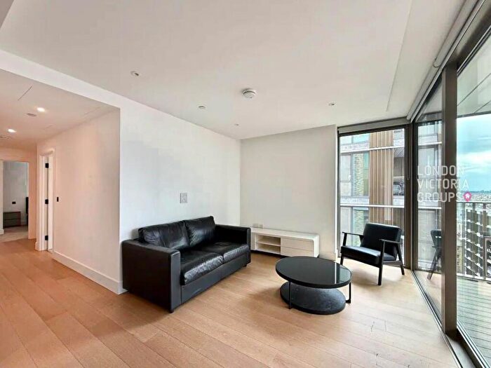 2 Bedroom Apartment For Sale In Salisbury House, Palmer Road, London, SW11