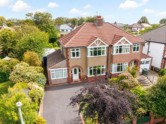 4 Bedroom Semi-Detached House For Sale In Ravenswood Road, Heswall, Wirral, CH61