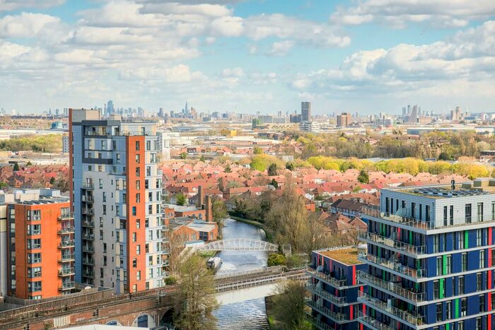 1 Bedroom Flat For Sale In Ealing Road, Alperton, HA0