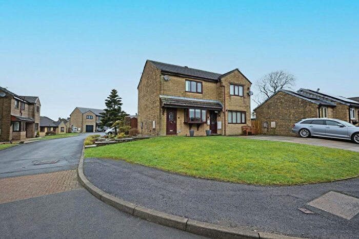 2 Bedroom Semi-Detached House For Sale In Cavendish Street, Barnoldswick, BB18