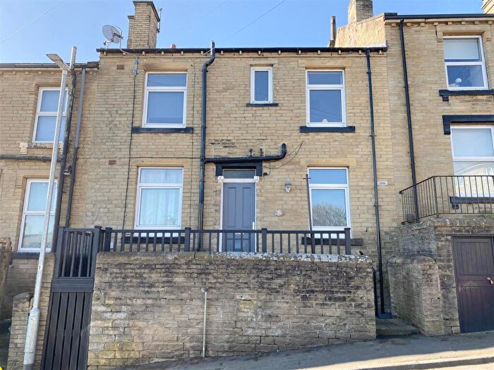 2 Bedroom Terraced House For Sale In Vale Street, Brighouse, HD6