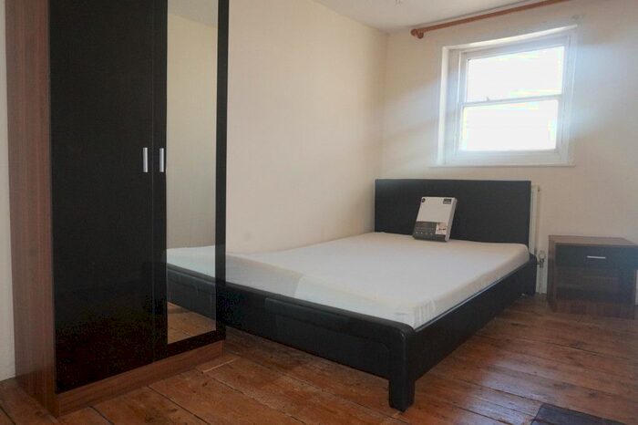 6 Bedroom Property To Rent In Bloomsbury Place, Brighton, BN2