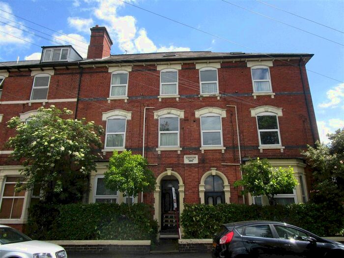 1 Bedroom Flat To Rent In Merridale Lane, Wolverhampton, WV3