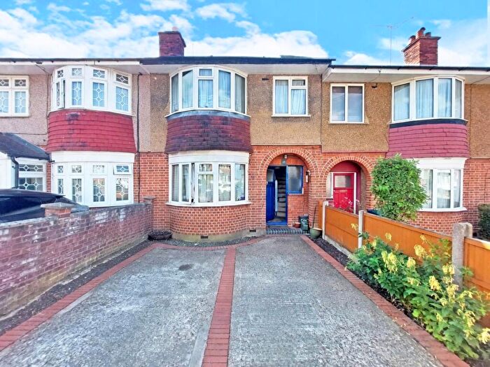 3 Bedroom Terraced House For Sale In Perwell Avenue, Rayners Lane, HA2