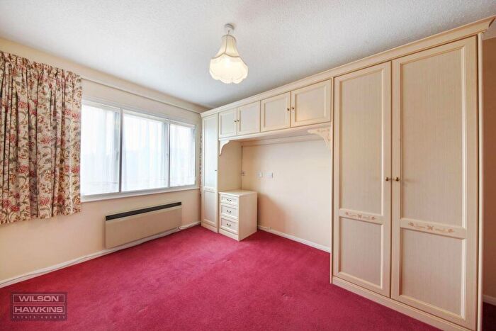 2 Bedroom Flat For Sale In Betjeman Close, Pinner, HA5