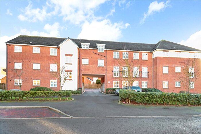 2 Bedroom Flat For Sale In Dukesfield, Shiremoor, Newcastle Upon Tyne, Tyne And Wear, NE27