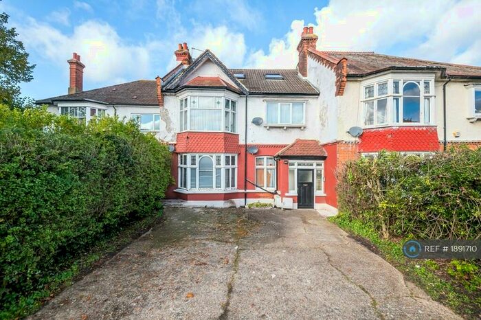 1 Bedroom Flat To Rent In Selhurst Road, London, SE25