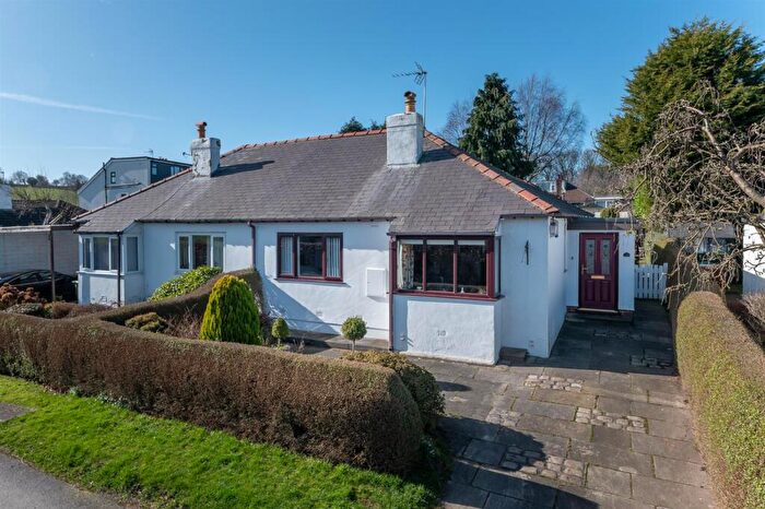 2 Bedroom Semi-Detached Bungalow For Sale In Park Mount, Pool In Wharfedale, Otley, LS21