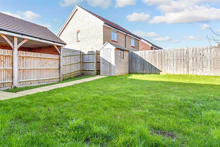 5 Bedroom Detached House For Sale In Sentinel Way, Headcorn, Ashford, Kent, TN27