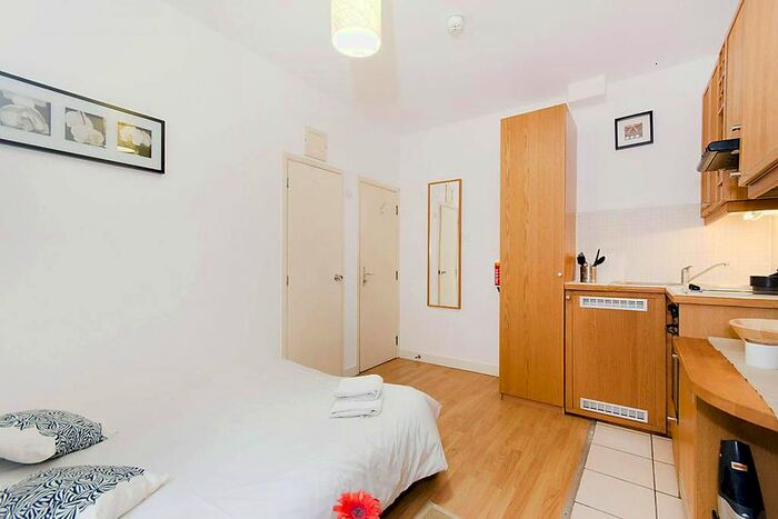 Studio To Rent In Fairholme Road, West Kensington, London, W14