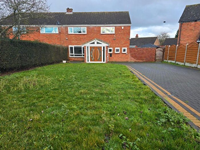 4 Bedroom Semi Detached House To Rent In Angus Drive, Bletchley, Milton Keynes, Buckinghamshire, MK3