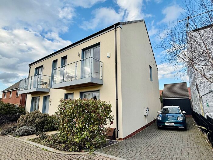 3 Bedroom Detached House For Sale In Partridge Close, Didcot, OX11