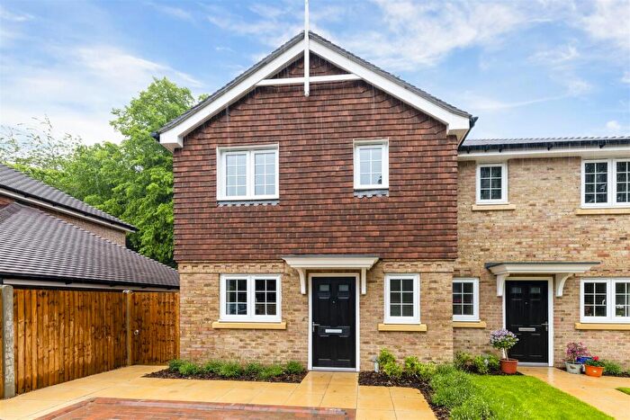 2 Bedroom Semi Detached House For Sale In Stanton Grove, Tadworth, KT20