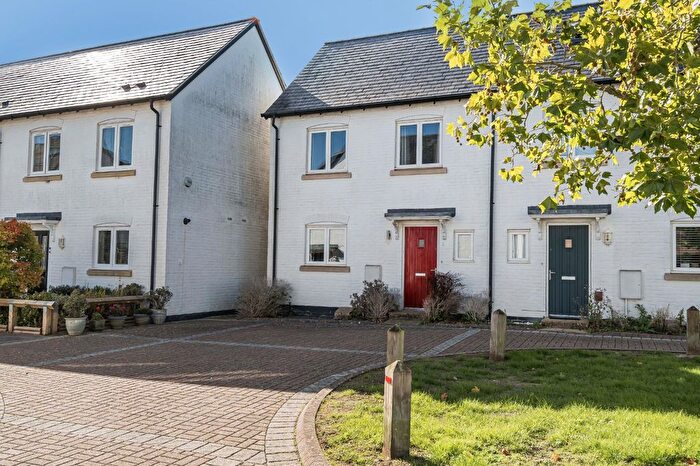 3 Bedroom Semi-detached House For Sale In Camellia Way, Whiteley, Hampshire, PO15