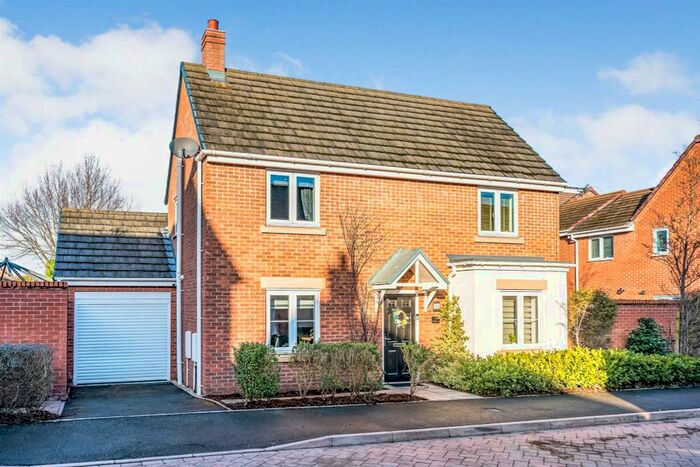 3 Bedroom Detached House For Sale In Brindley Bank Road, Rugeley, WS15