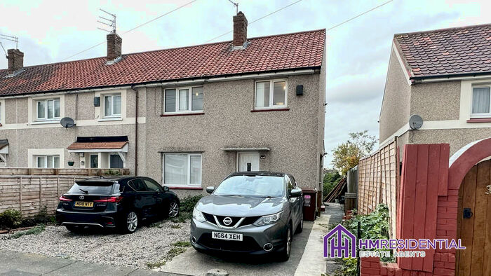 3 Bedroom Semi-Detached House To Rent In Dykefield Avenue, Fawdon, NE3